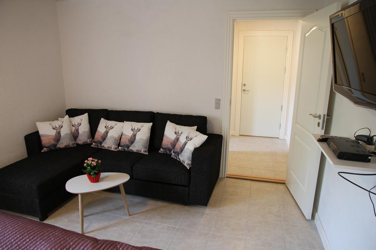 Hukaergaard Bed & Breakfast Ostbirk 외부 사진